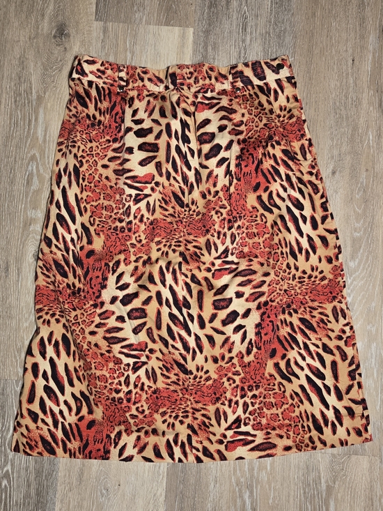 Hannah Dresses & Skirts - Vintage Animal Print Mopwife Pencil Skirt in Red and Tan Size 14